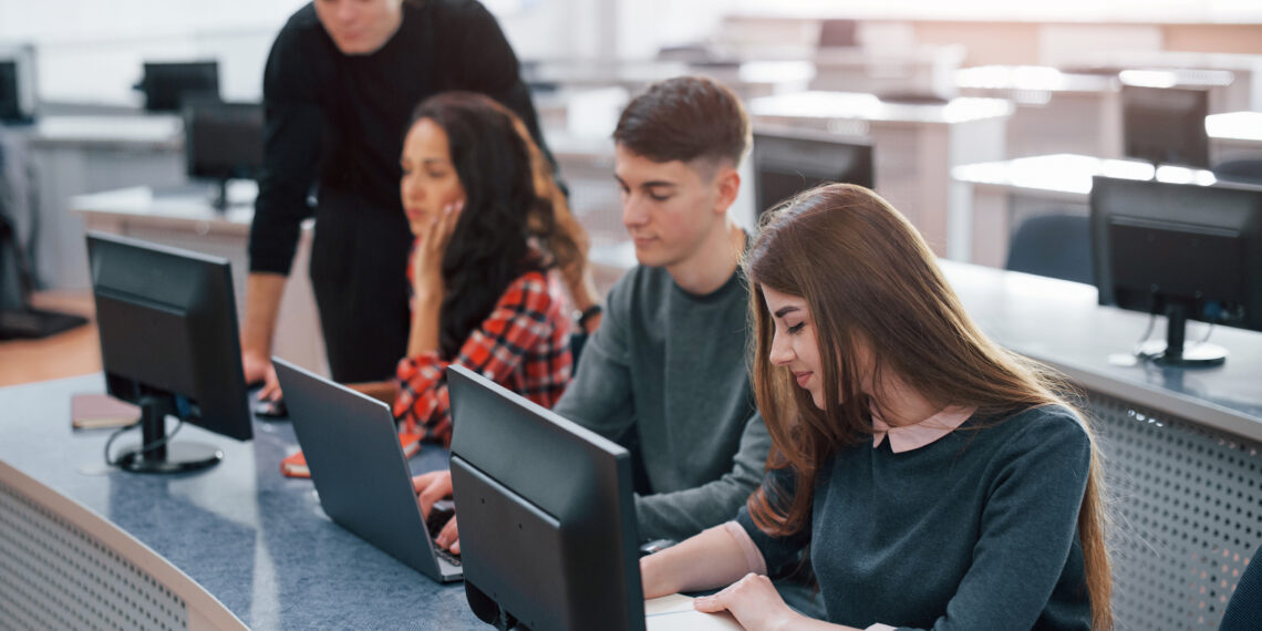 Río Negro: La Informática en la Educación. Un saber necesario, un derecho postergado